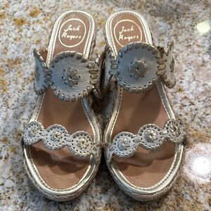 Jack Rogers Cream and Gold Sandals Elegant Style